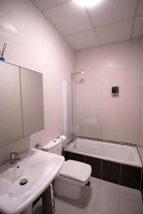 Bonito Y Silencioso Apartamento - Centro Historico Málaga Buitenkant foto
