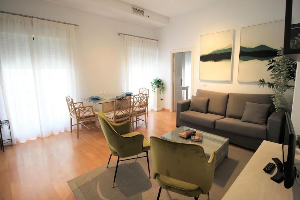 Bonito Y Silencioso Apartamento - Centro Historico Málaga Buitenkant foto